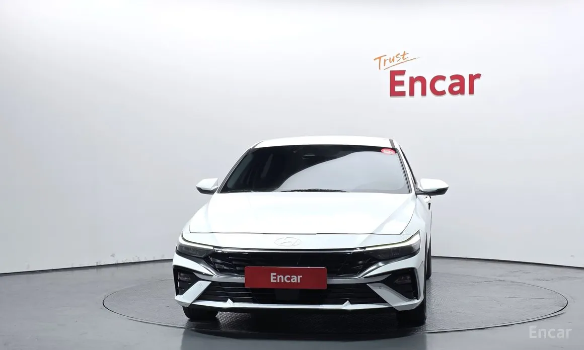 Фото 3 - Hyundai Avante