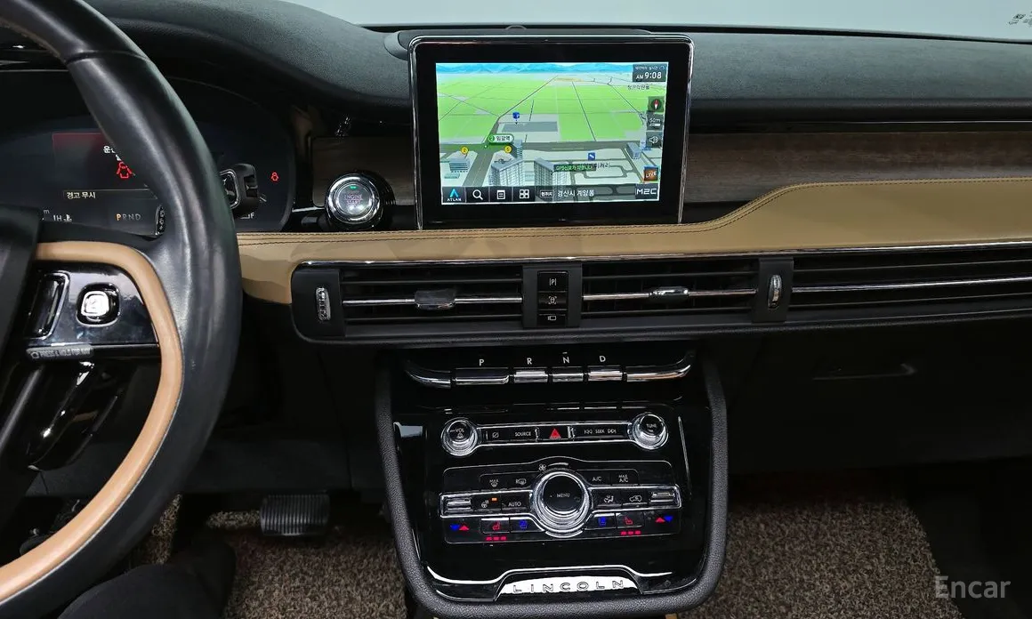 Фото 16 - Lincoln Corsair