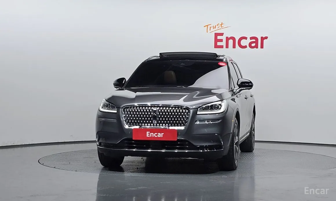 Фото 3 - Lincoln Corsair