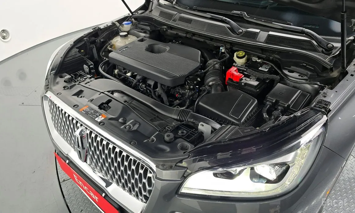 Фото 6 - Lincoln Corsair