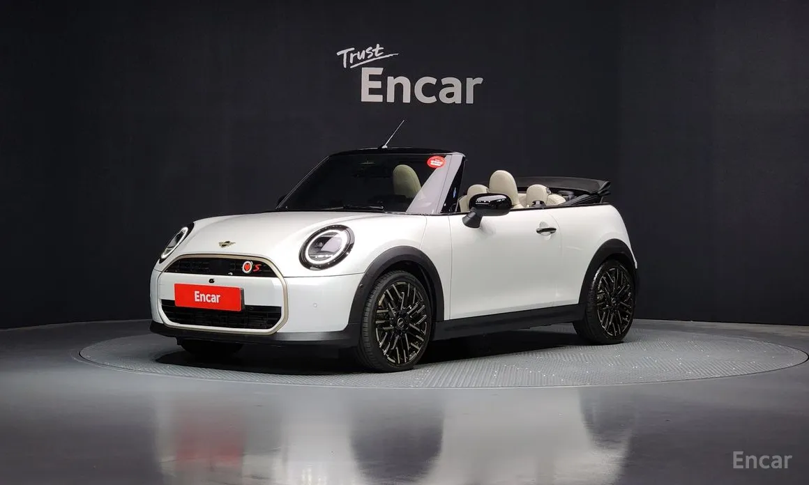 Фото 1 - Mini Cooper Convertible