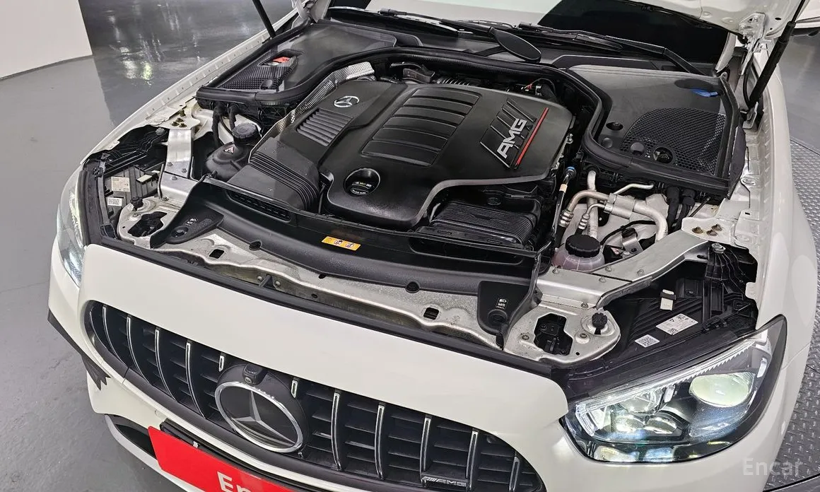 Фото 6 - Mercedes-Benz E-Class