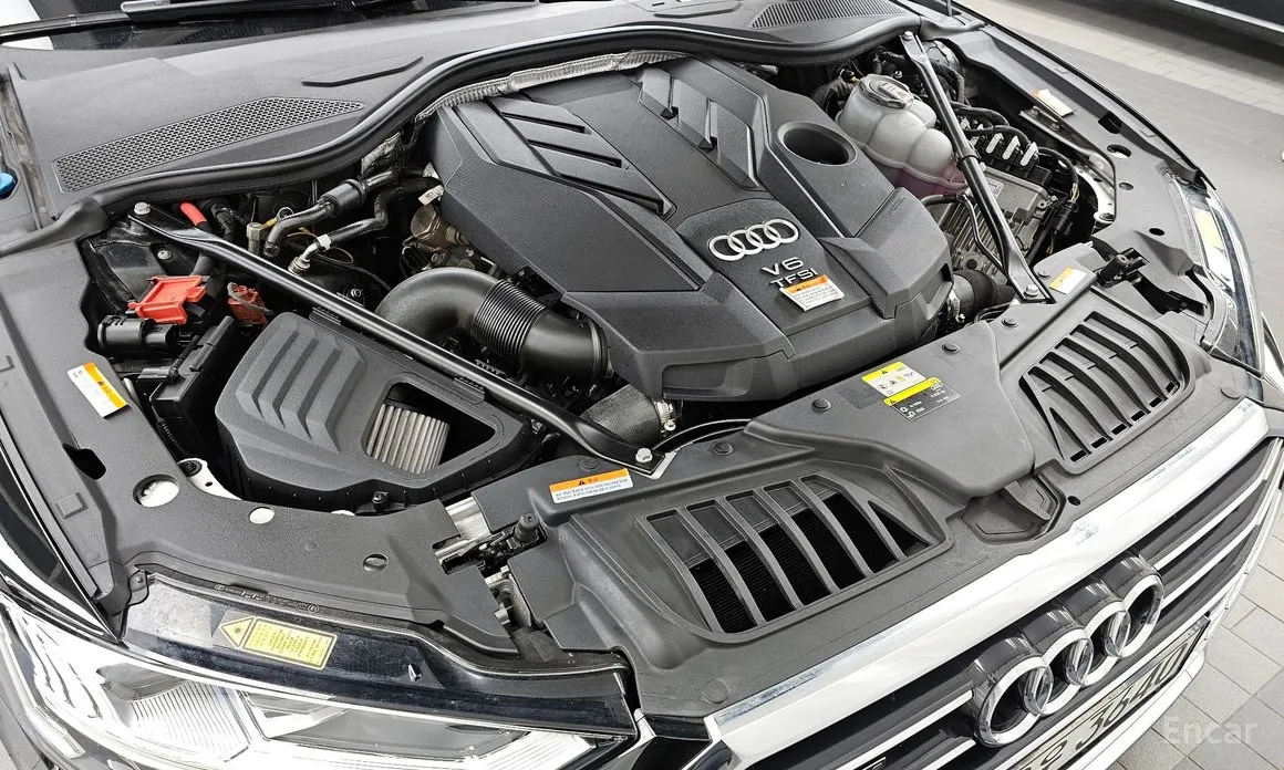 Фото 6 - Audi A8