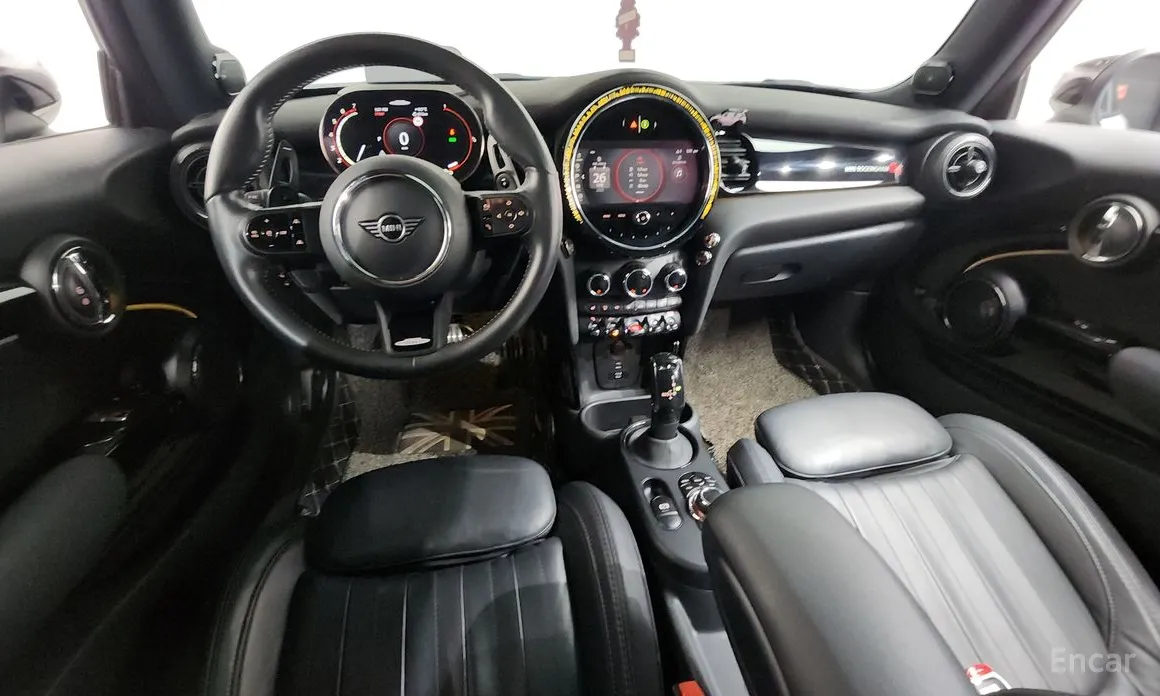 Фото 7 - Mini Cooper