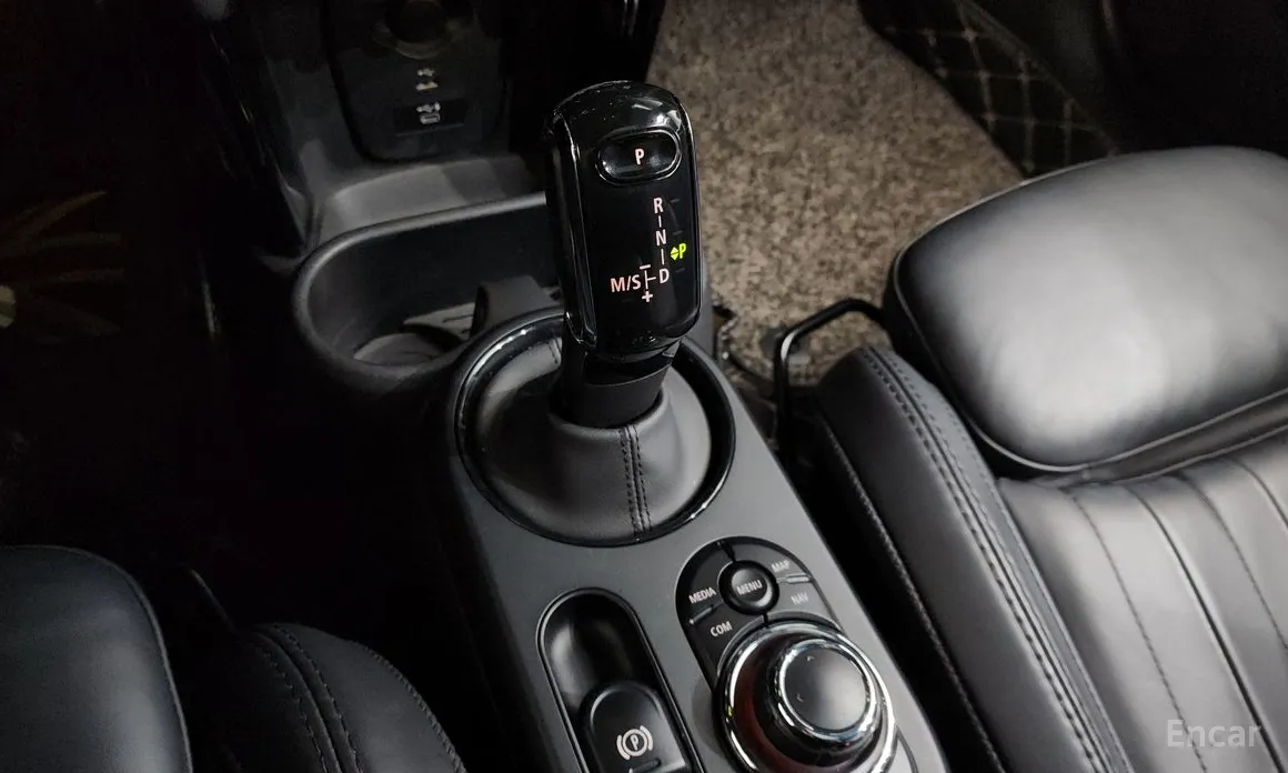 Фото 9 - Mini Cooper