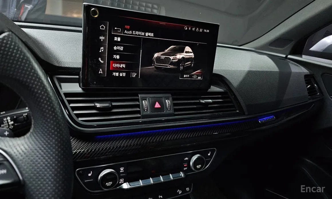 Фото 14 - Audi SQ5