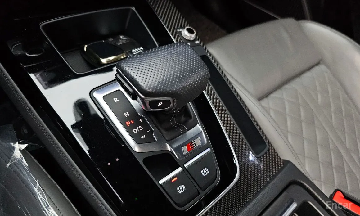 Фото 9 - Audi SQ5