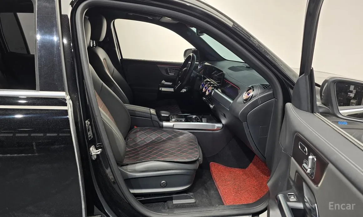 Фото 11 - Mercedes-Benz EQB