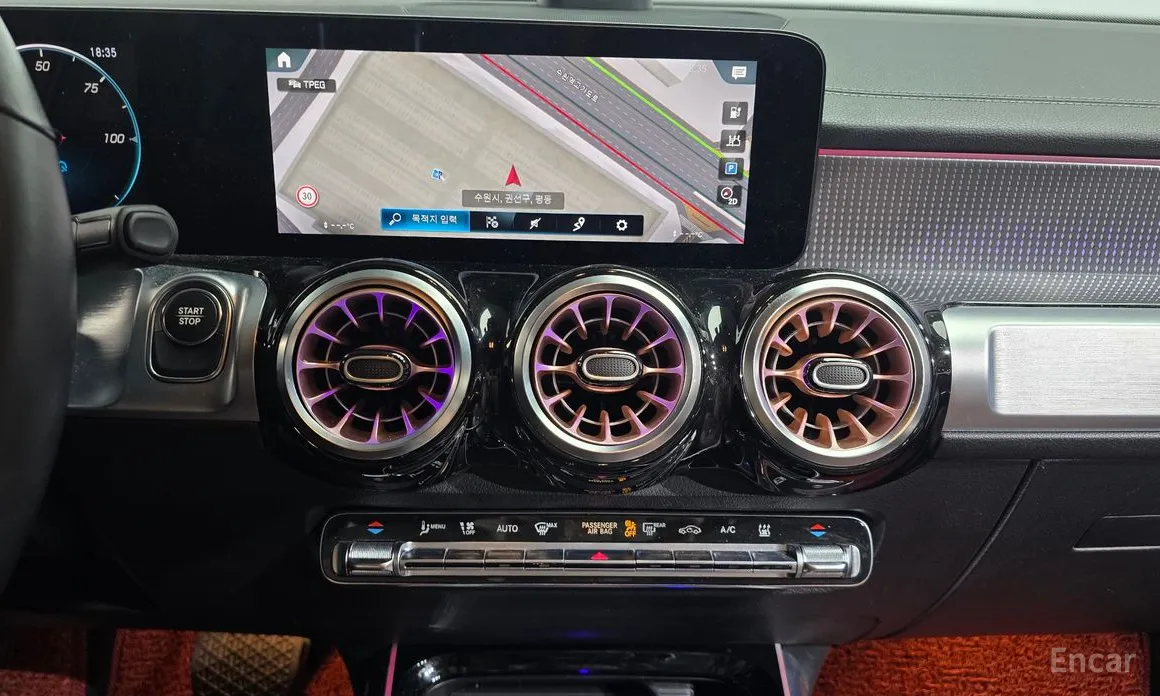 Фото 15 - Mercedes-Benz EQB