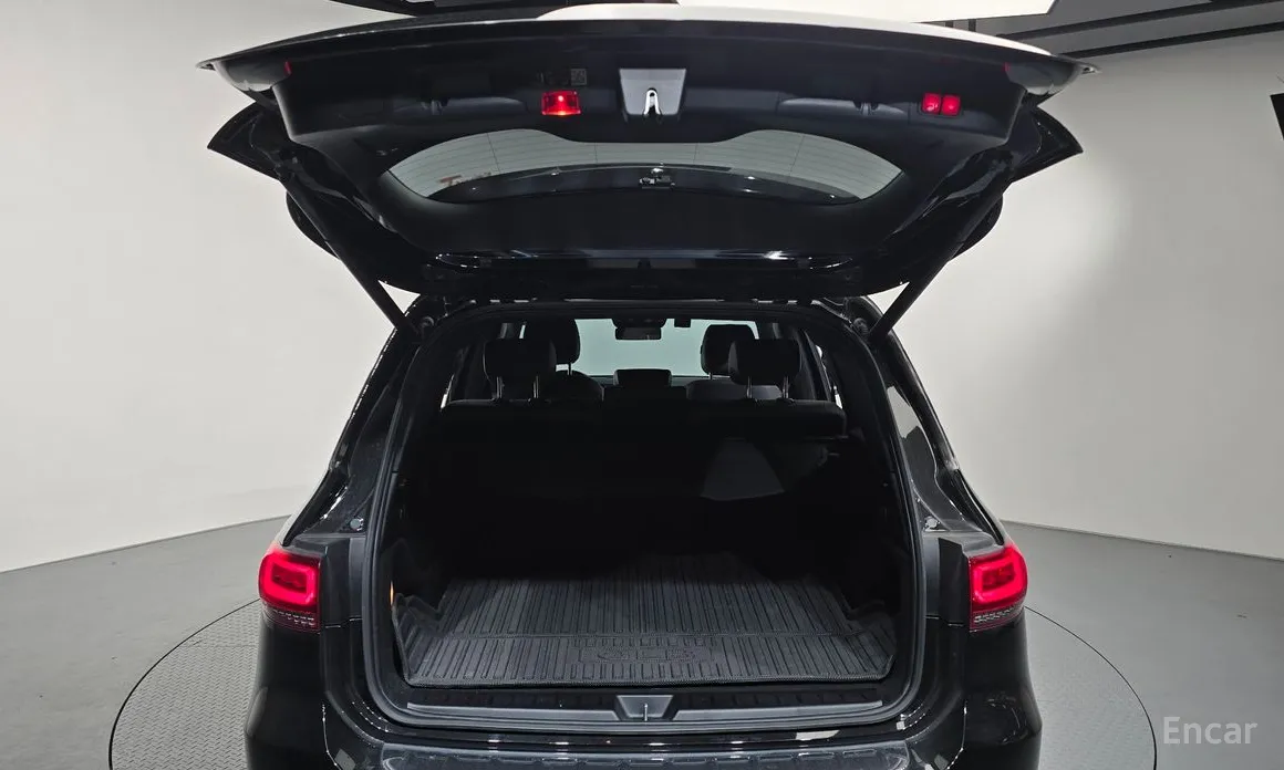 Фото 20 - Mercedes-Benz EQB