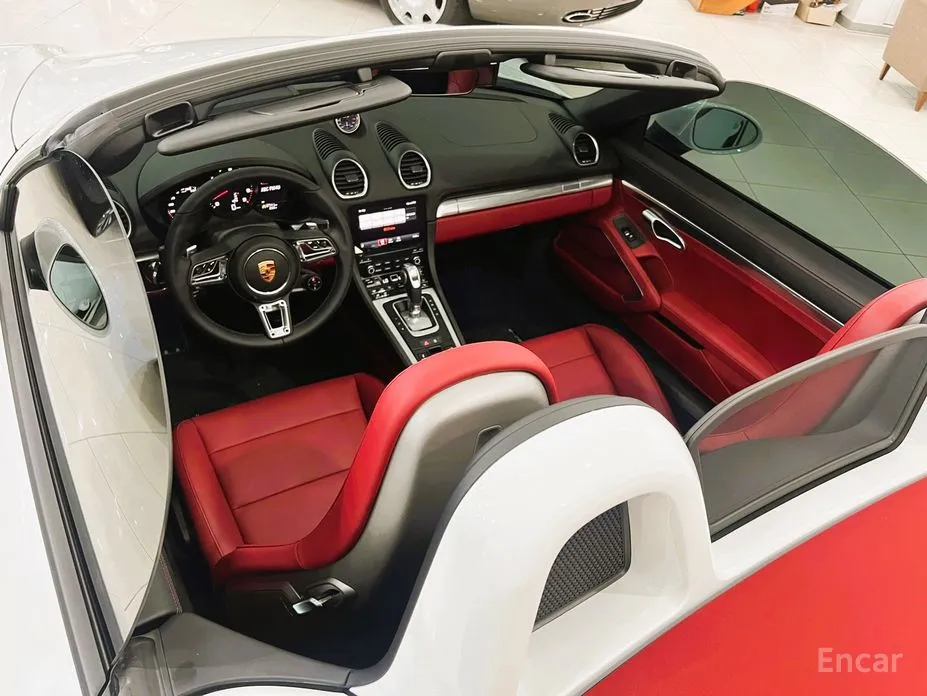 Фото 16 - Porsche 718