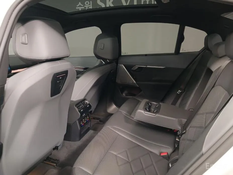 Фото 8 - BMW 5 Series