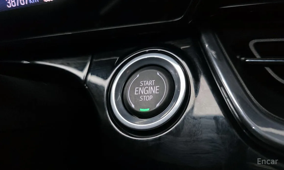 Photo 17 - Chevrolet Trax