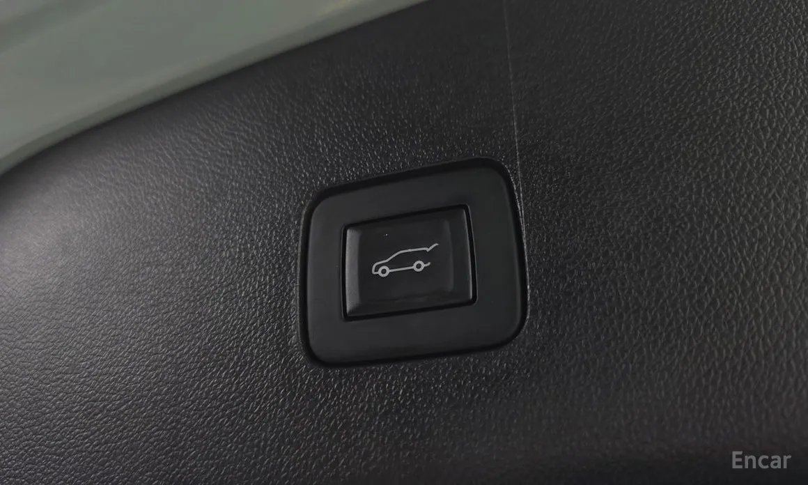 Photo 19 - Chevrolet Trax