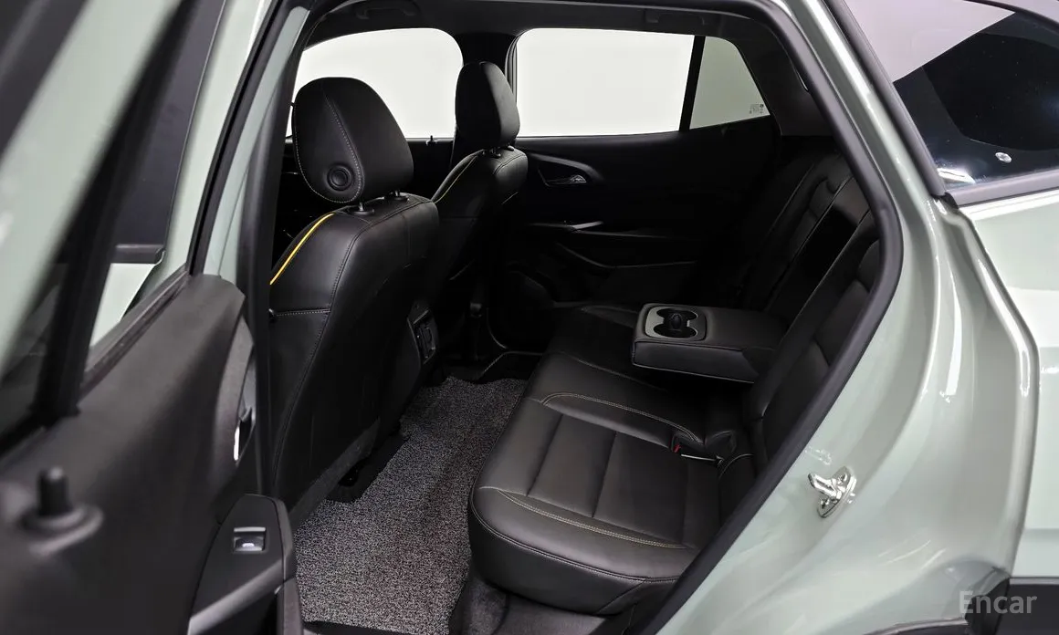 Photo 20 - Chevrolet Trax