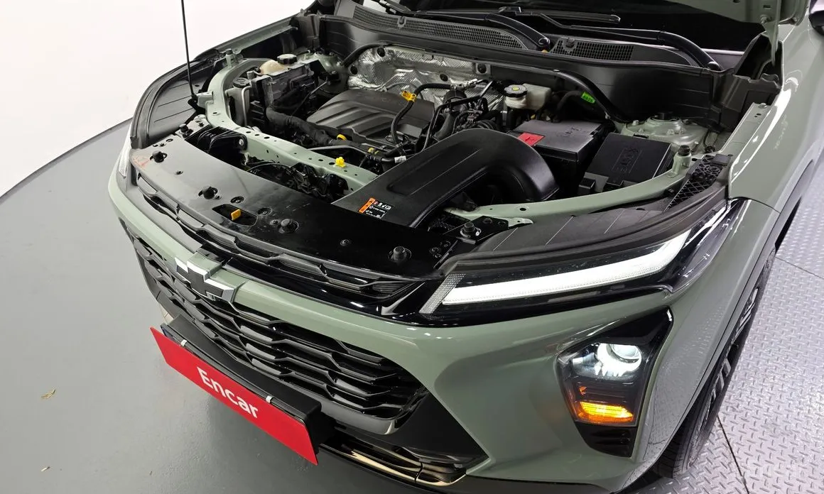 Photo 6 - Chevrolet Trax