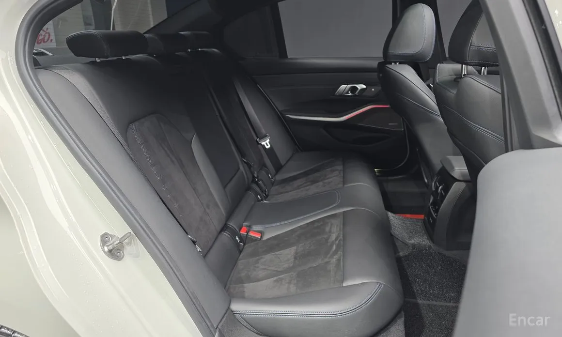 Фото 12 - BMW 3 Series