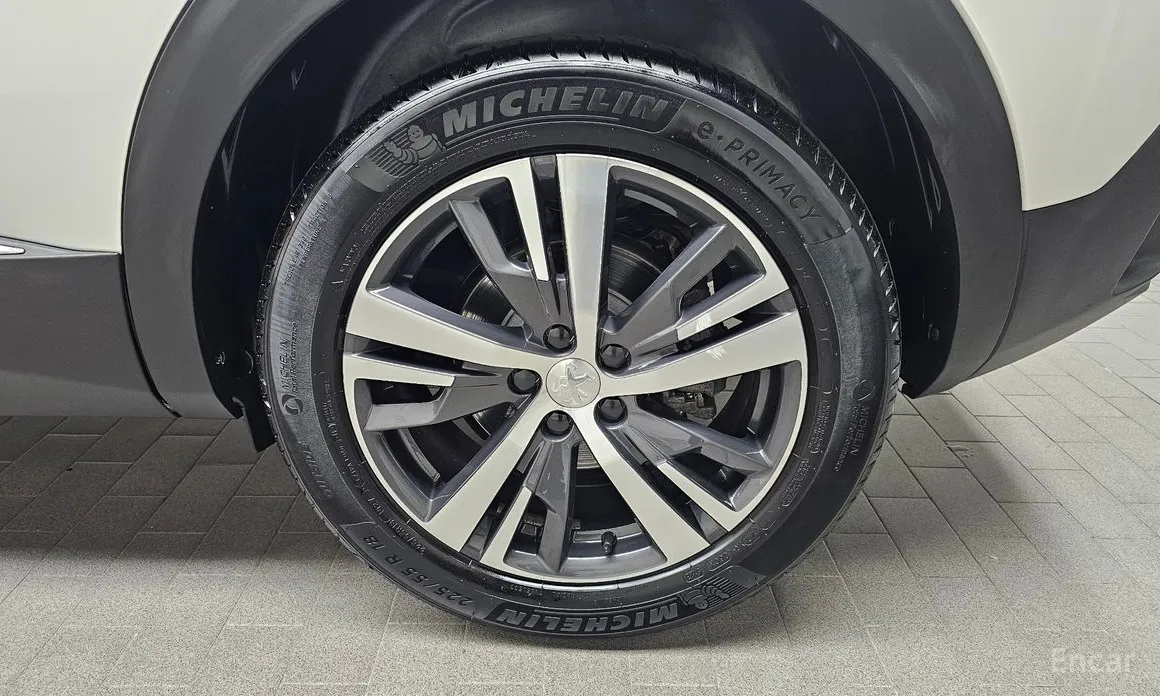 Фото 5 - Peugeot 3008