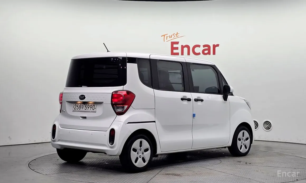 Фото 2 - Kia Ray