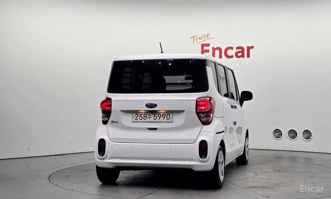 Фото 4 - Kia Ray