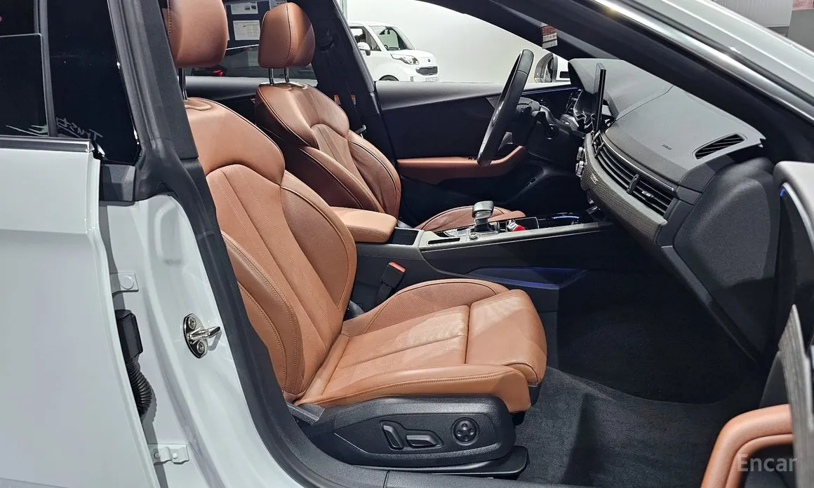 Фото 10 - Audi A5