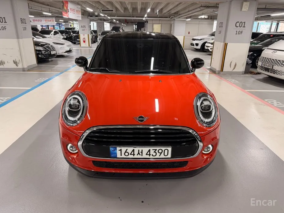 Фото 1 - Mini Cooper