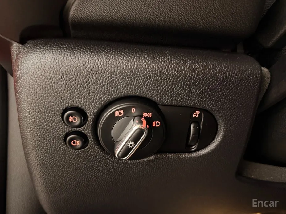 Фото 13 - Mini Cooper