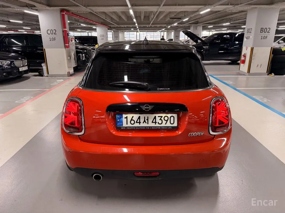 Фото 3 - Mini Cooper