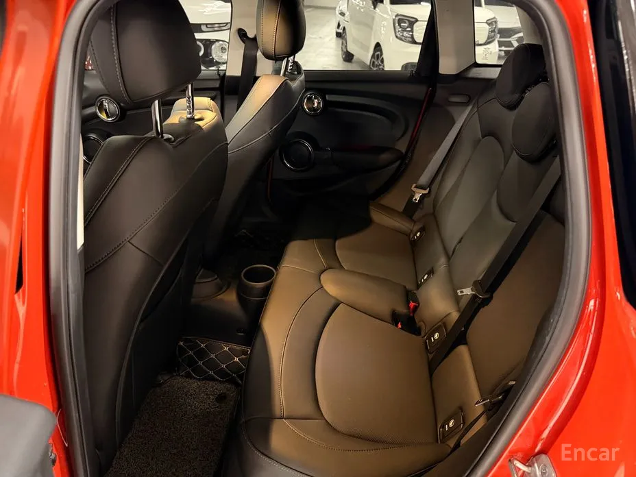 Фото 5 - Mini Cooper