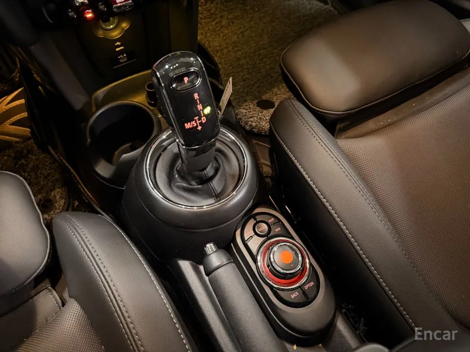 Фото 8 - Mini Cooper