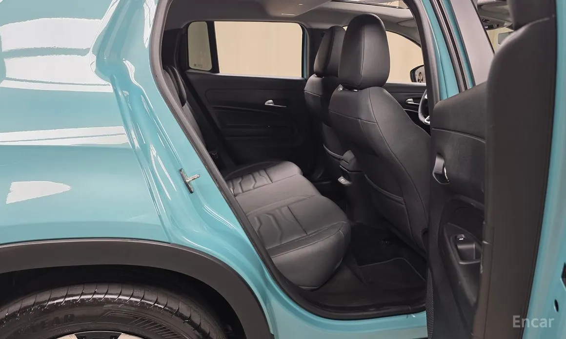 Фото 12 - Jeep Avenger