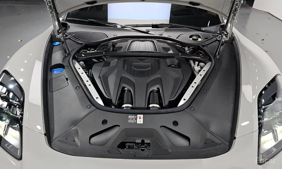 Фото 6 - Porsche Panamera