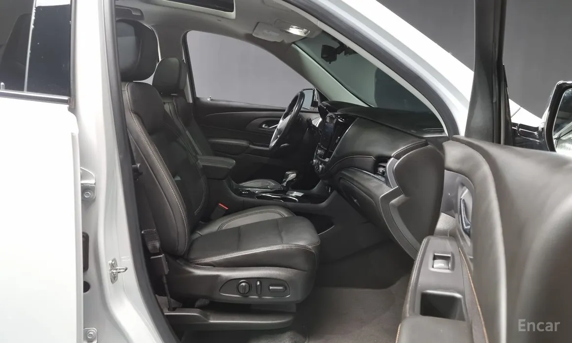 Фото 11 - Chevrolet Traverse