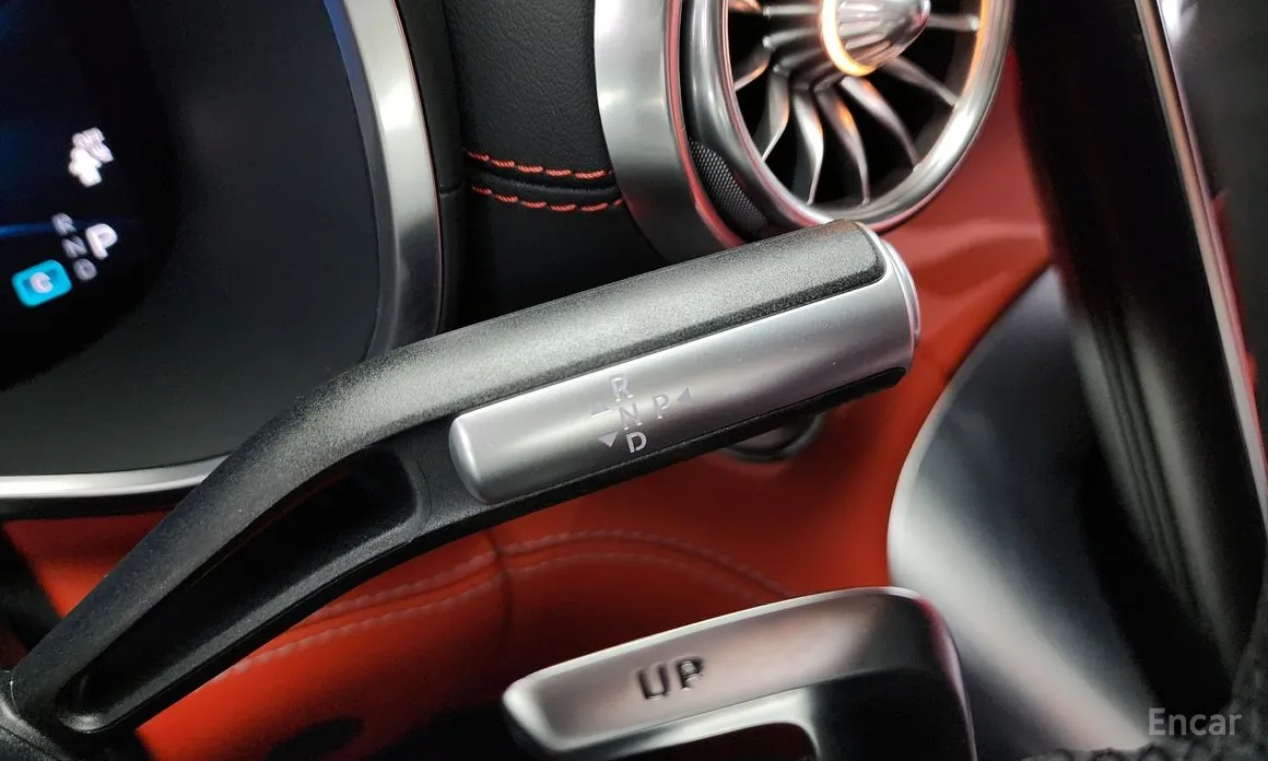 Фото 9 - Mercedes-Benz AMG GT