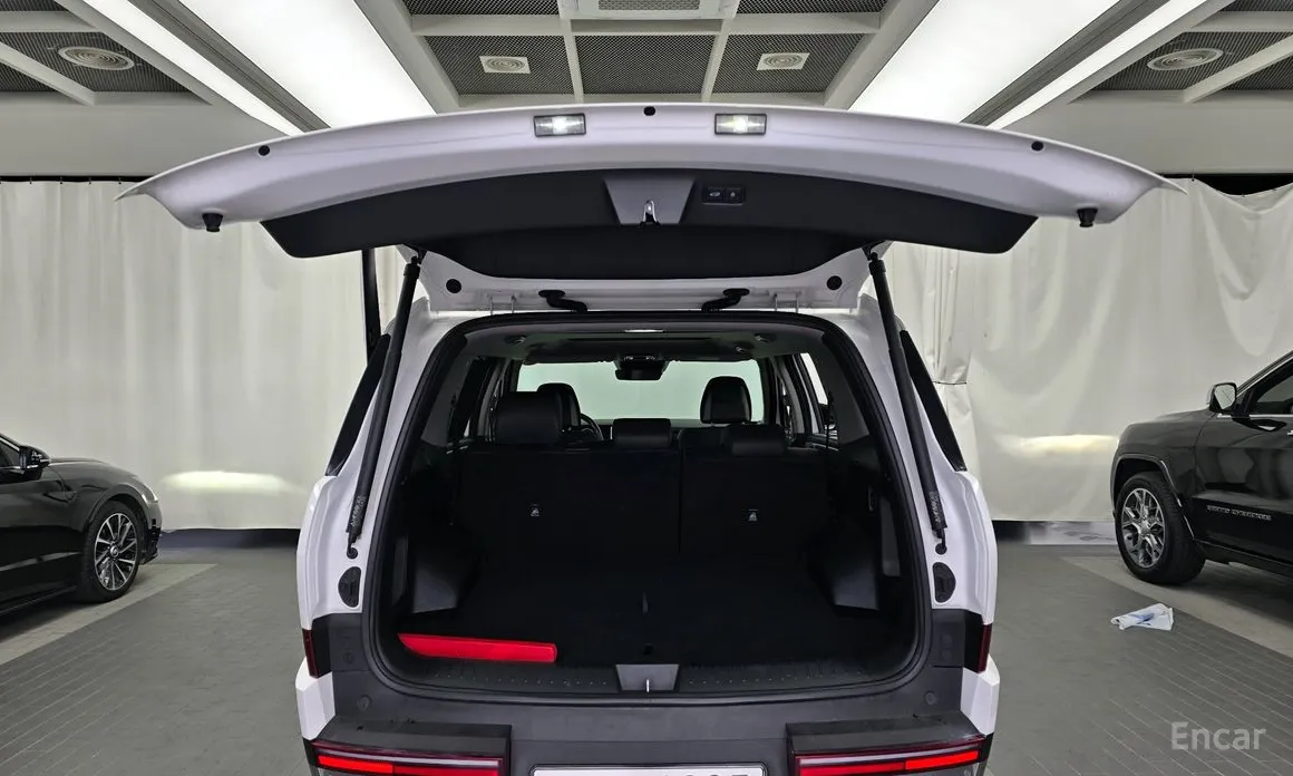 Photo 20 - Hyundai Santa Fe