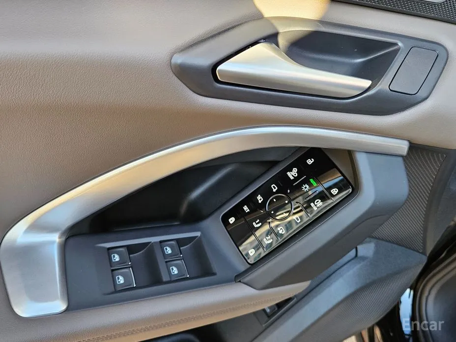 Фото 14 - Audi Q5