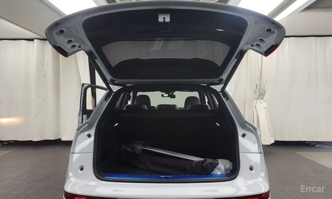 Фото 20 - Audi Q5