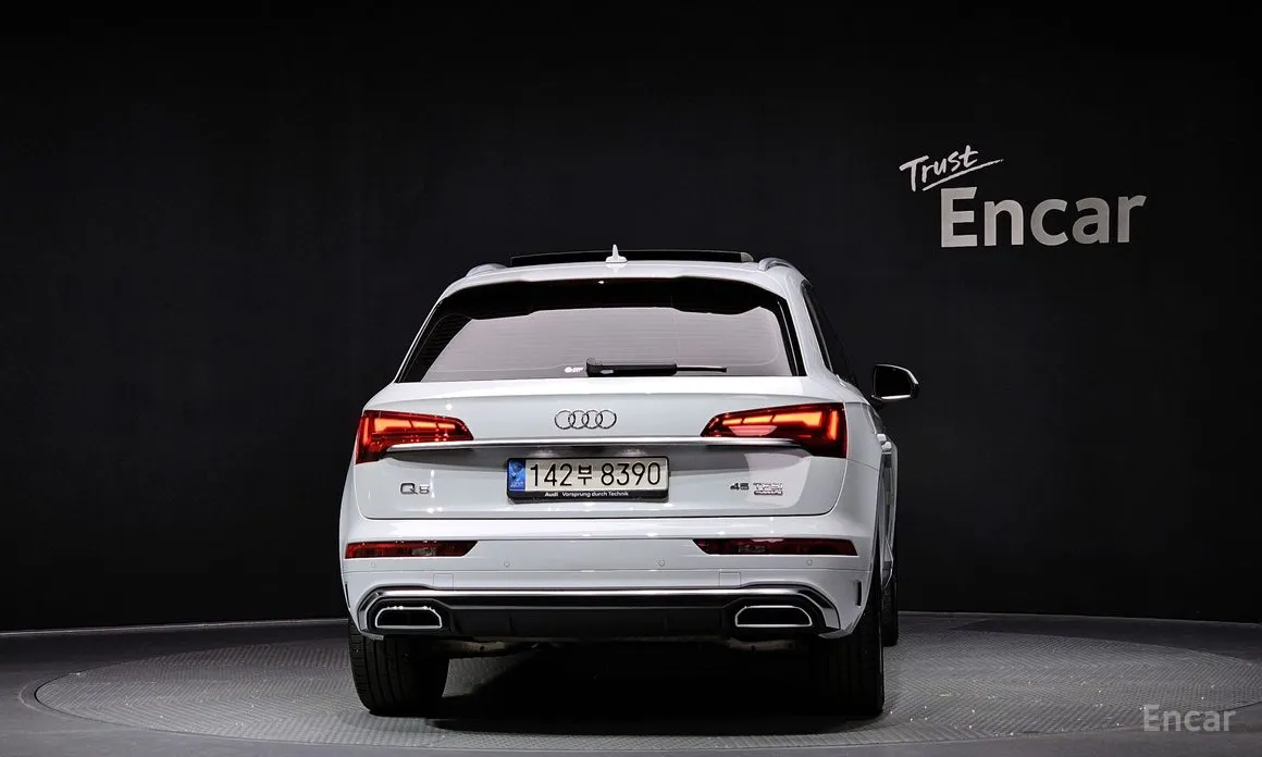 Фото 4 - Audi Q5