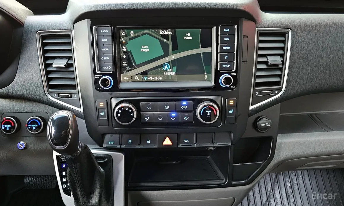 Фото 14 - Hyundai Solati