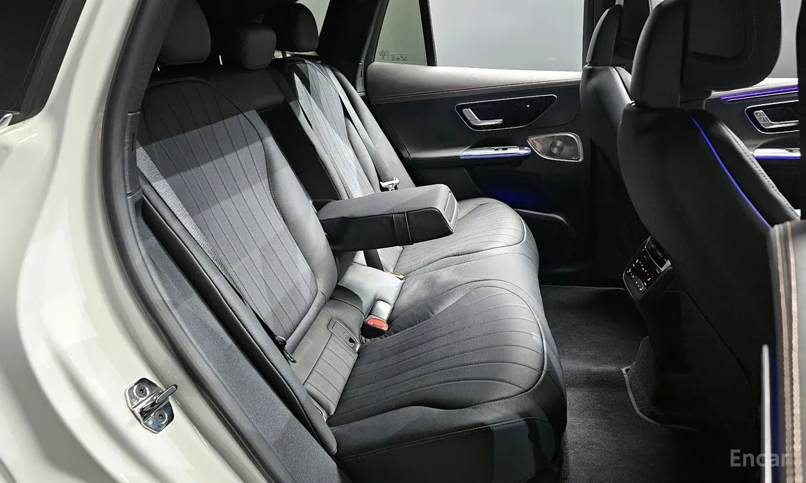 Фото 12 - Mercedes-Benz EQE