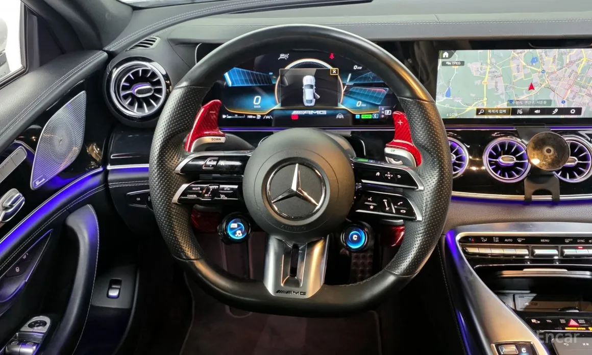 Фото 13 - Mercedes-Benz AMG GT