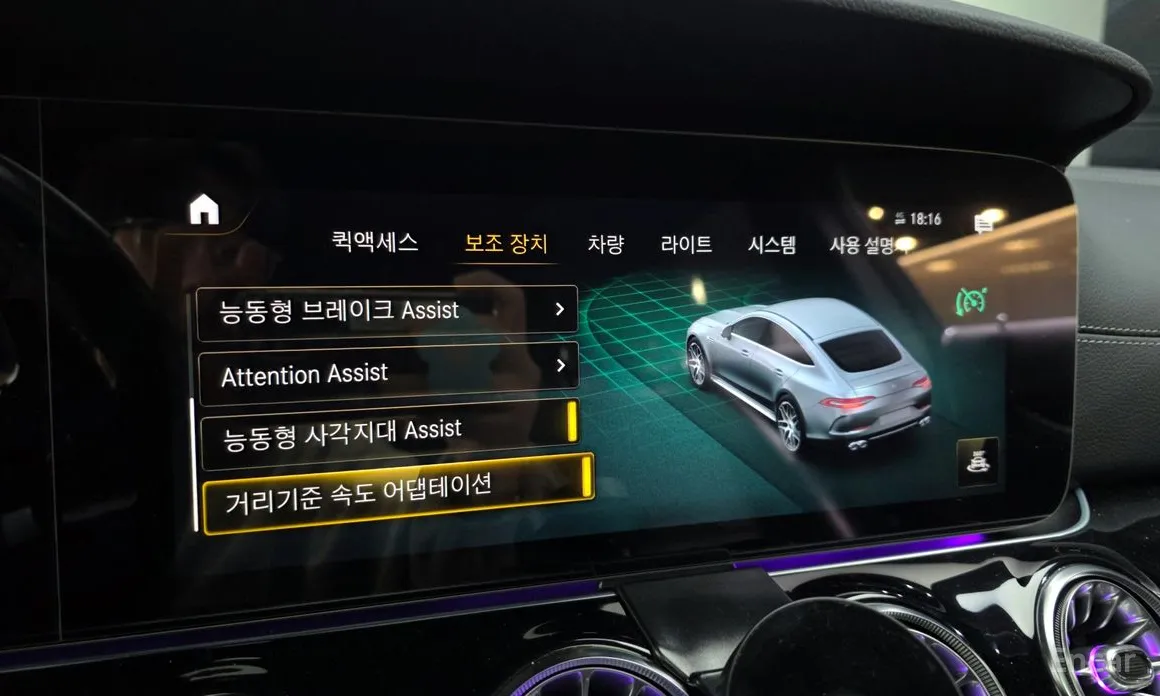 Фото 16 - Mercedes-Benz AMG GT