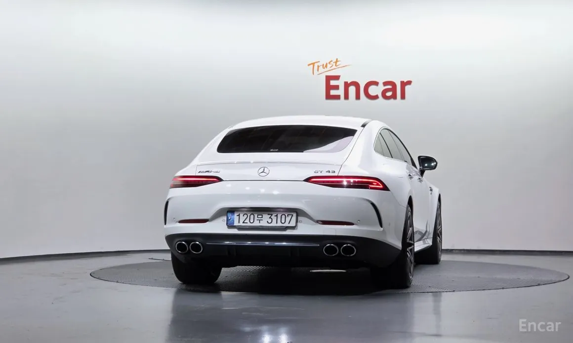 Фото 4 - Mercedes-Benz AMG GT