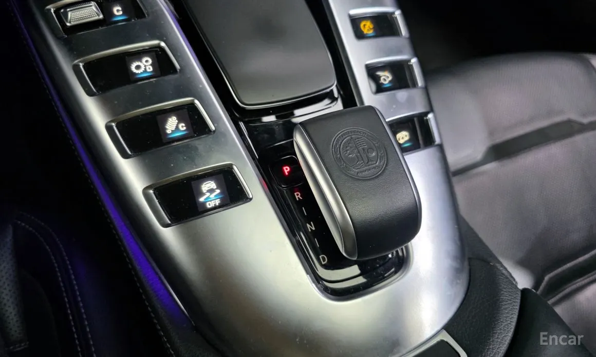 Фото 9 - Mercedes-Benz AMG GT