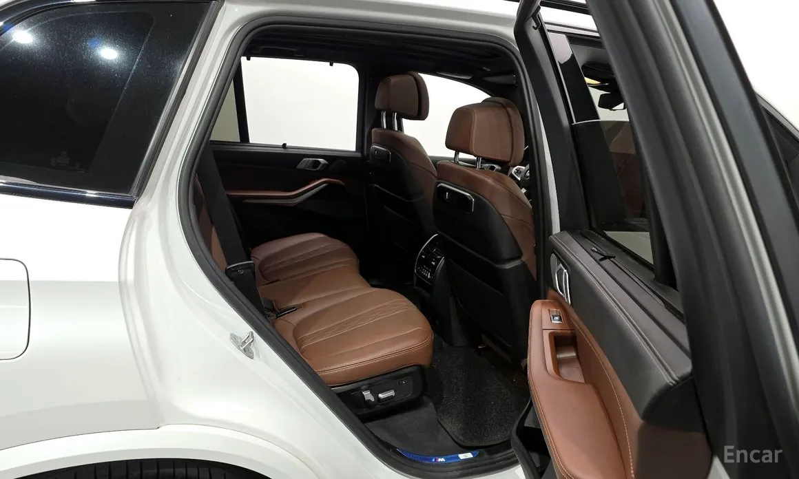 Фото 12 - BMW X5