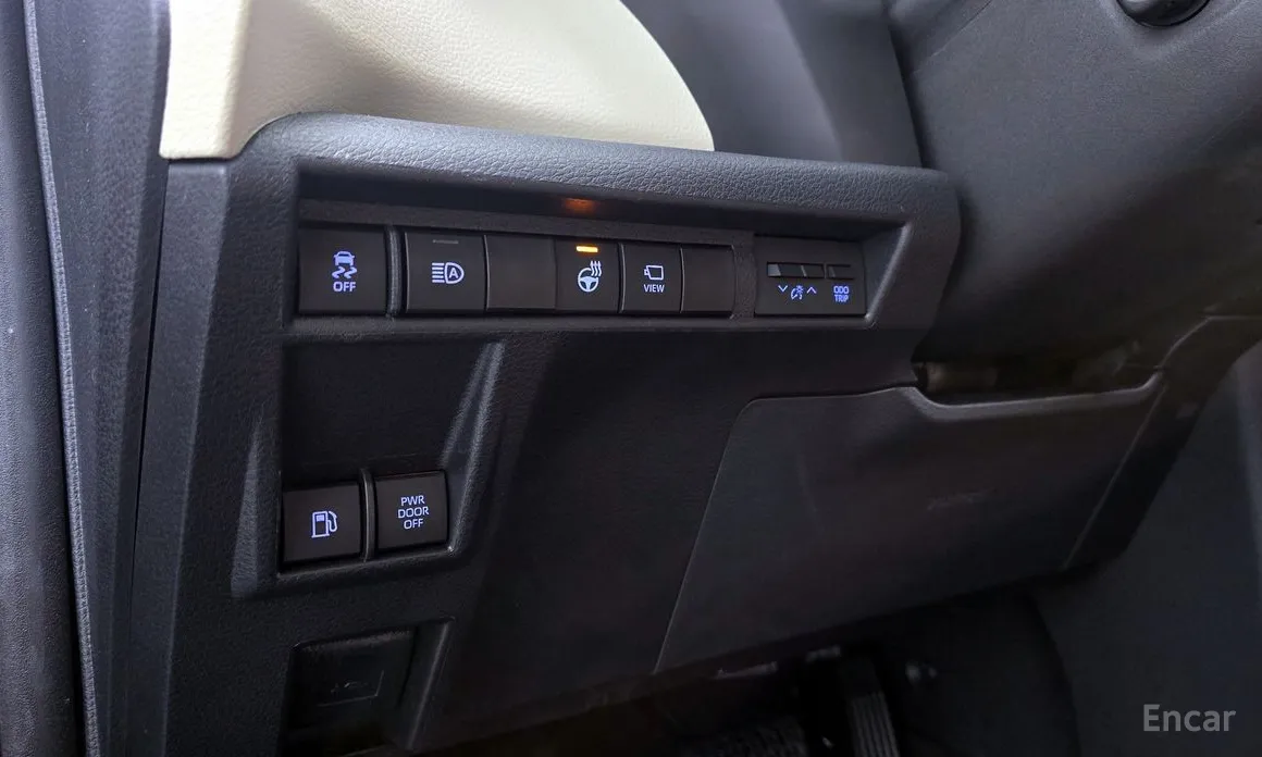 Фото 14 - Toyota Sienna