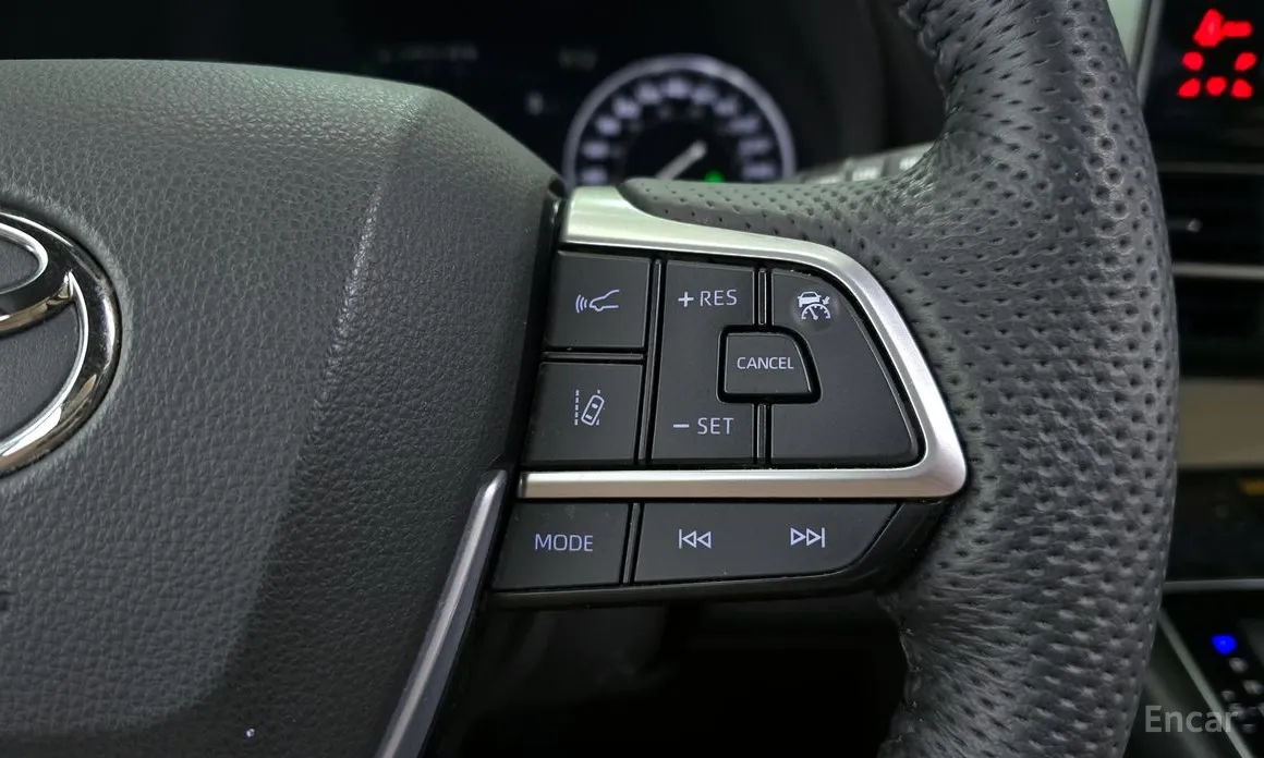 Фото 18 - Toyota Sienna