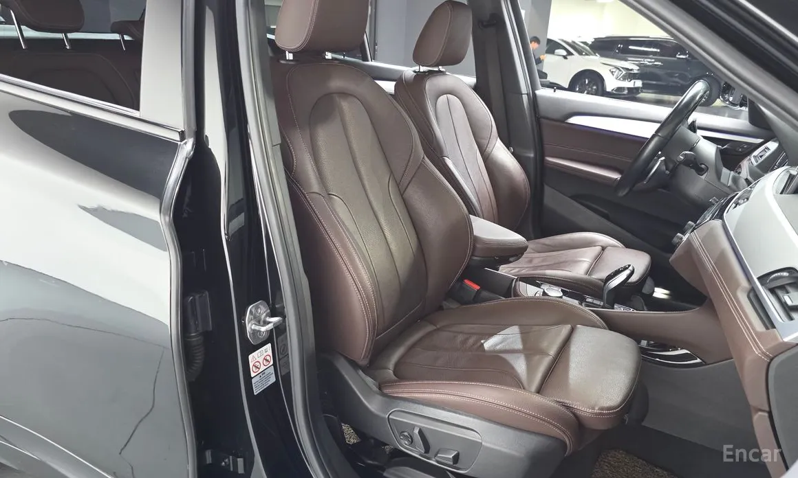 Фото 10 - BMW X1