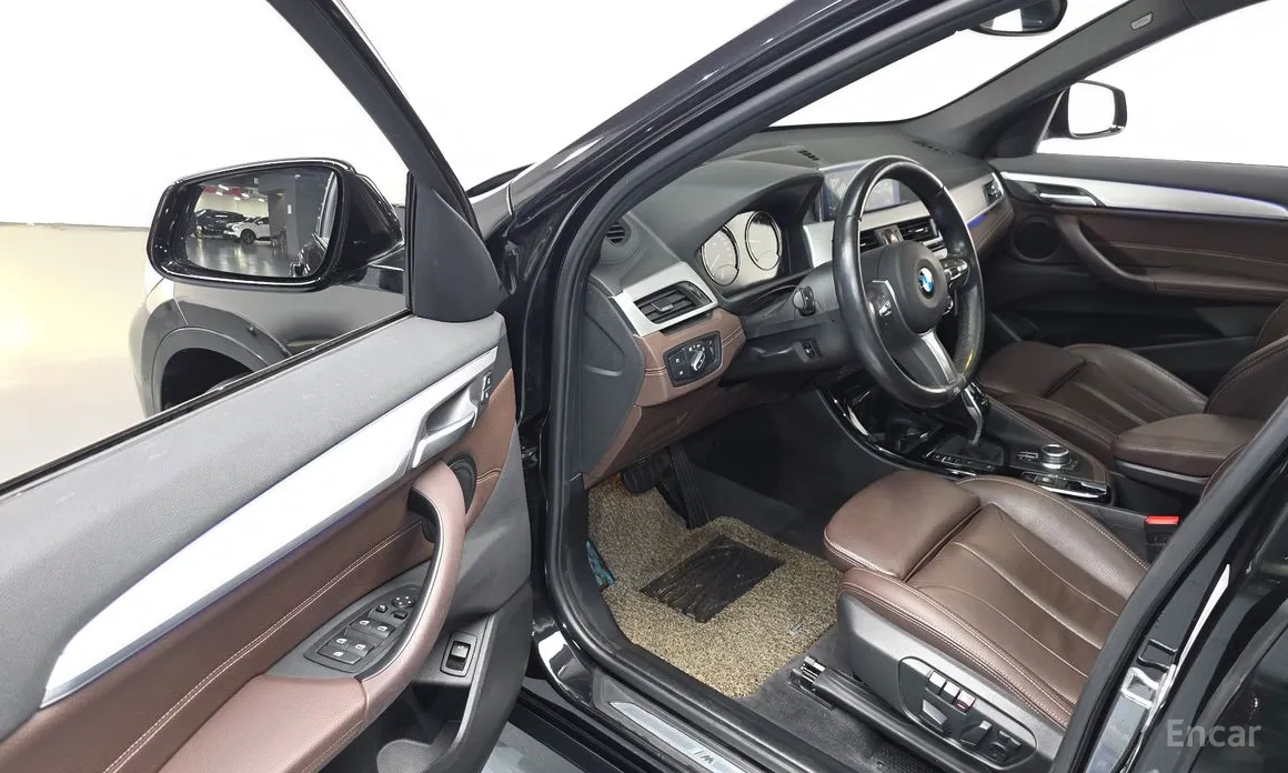 Фото 11 - BMW X1