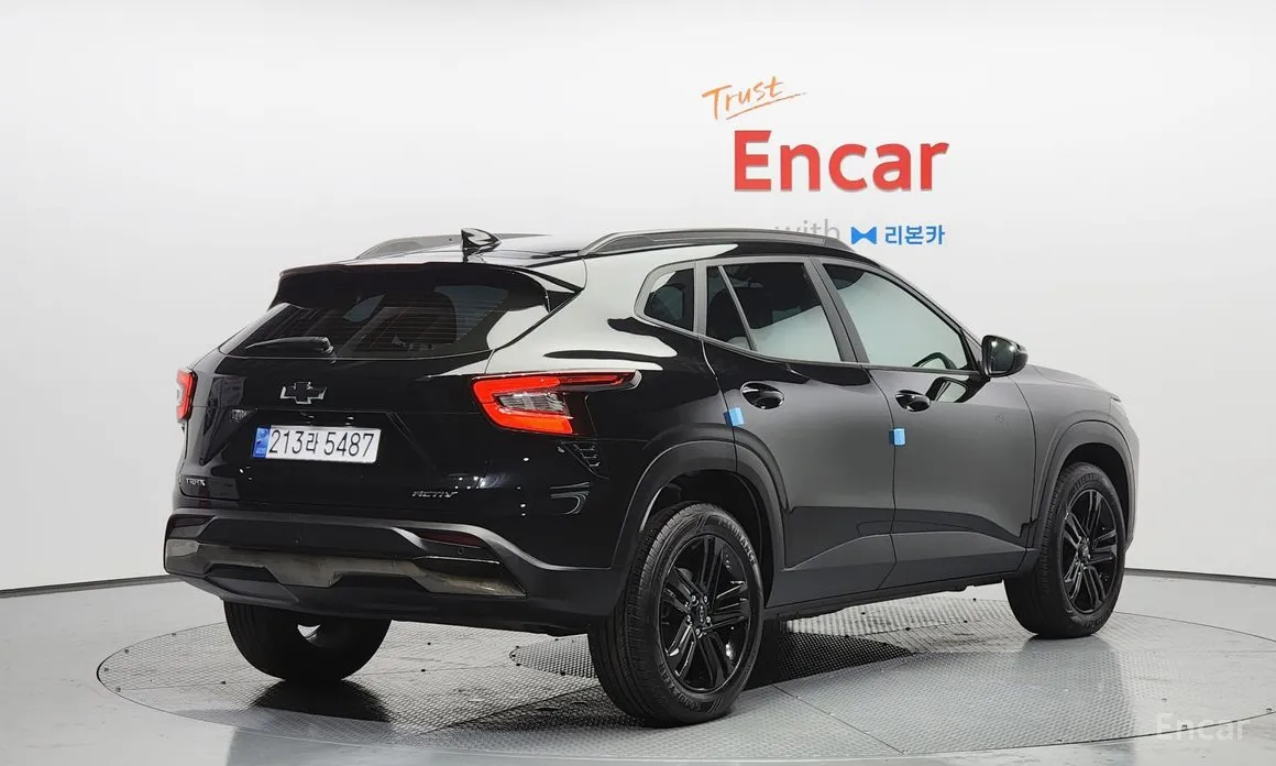 Фото 2 - Chevrolet Trax